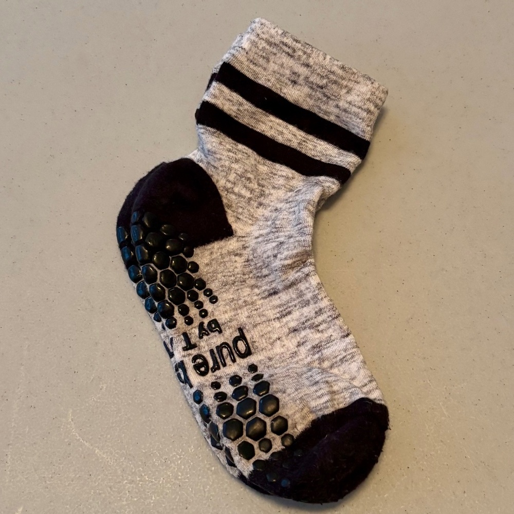 Pure Barre Grippy socks Small